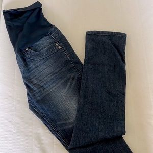 Straight leg maternity jeans